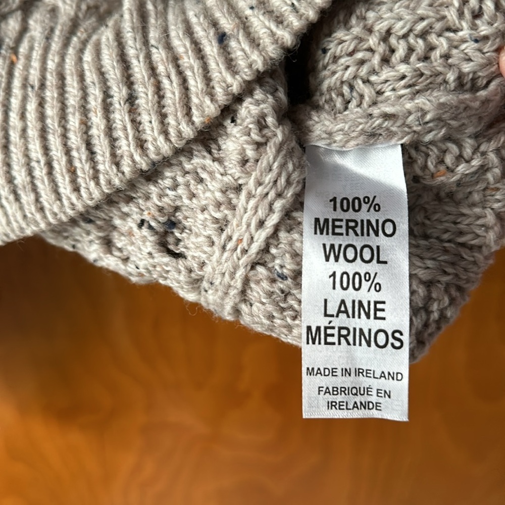 100% Virgin Wool Fisherman Sweater - Picture 9 of 9